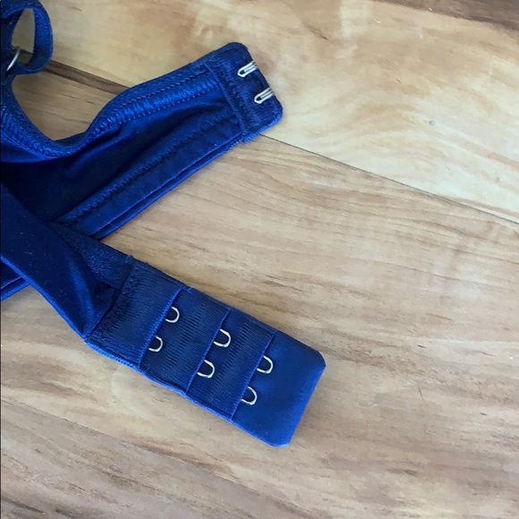 Victoria’s Secret Biofit Bra - Picture 3 of 3